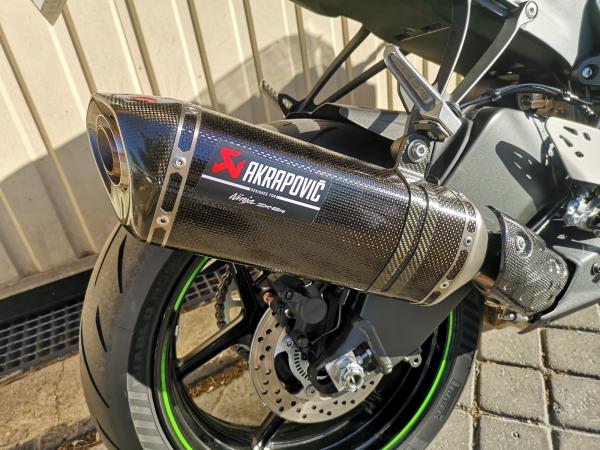 KAWASAKI ZX-6R 636