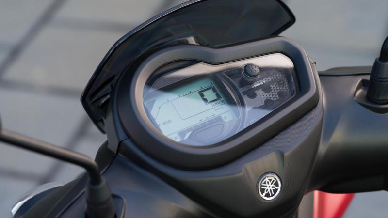 YAMAHA RayZR