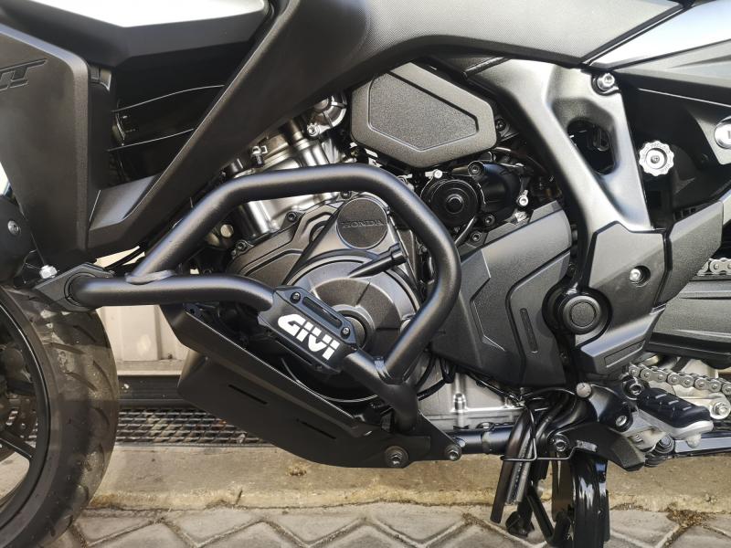 HONDA NT 1100 DCT AKRAPOVIC