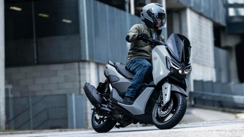 YAMAHA NMAX 125 TECH MAX (26)