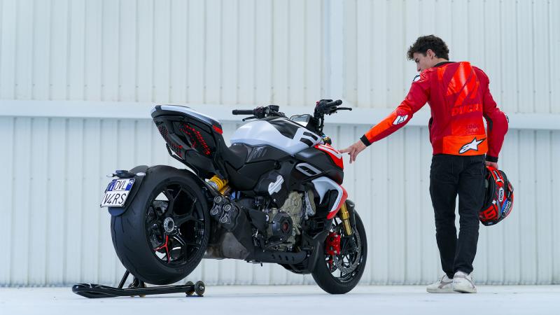 DUCATI Diavel V4 RS