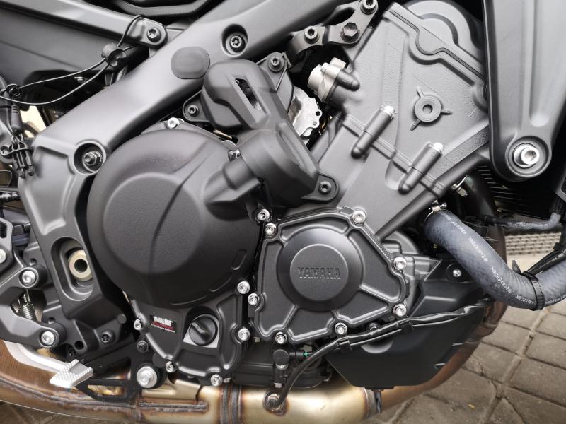 YAMAHA MT-09  Y-AMT