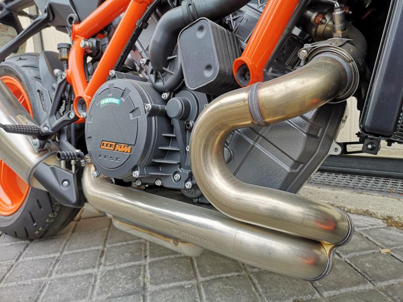 KTM 1290 SUPER DUKE R EVO