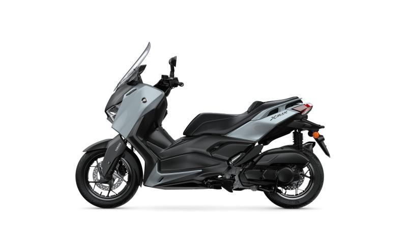 YAMAHA XMAX 125 TECH MAX +