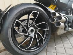 DUCATI DIAVEL V4 