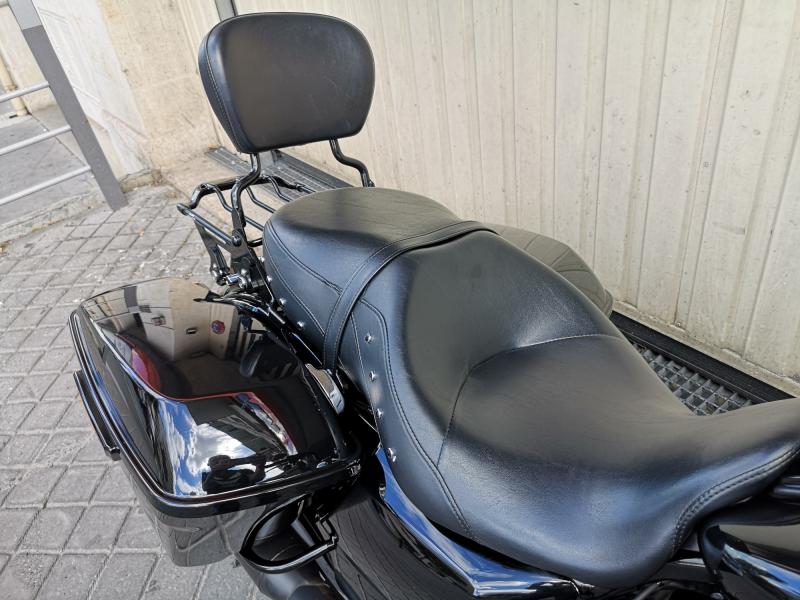 HARLEY-DAVIDSON ROAD KING SPECIAL 