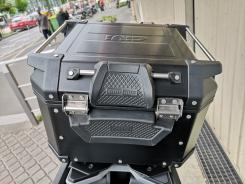 BMW R1300GS TRIPLE BLACK CORRECTEUR D ASSIETTE 