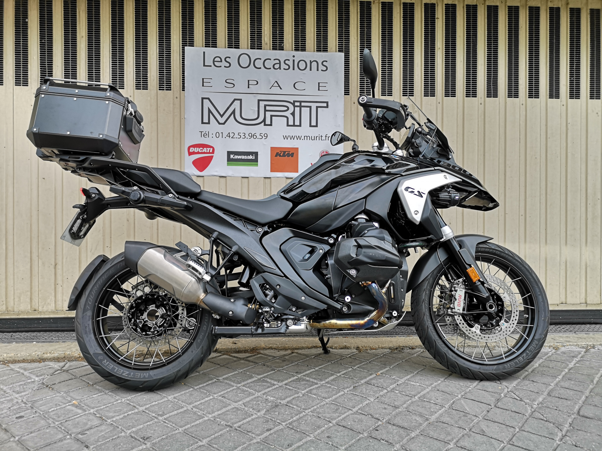 BMW R1300GS TRIPLE BLACK CORRECTEUR D ASSIETTE 